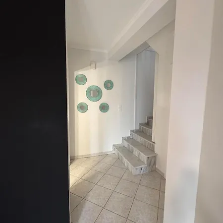 شقة Kamarinos Monemvasía